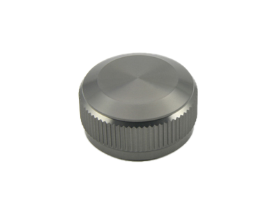 Die Avail Spool Tension Knob Cap aus Rotguss-Aluminium für 19 SLX MGL, 20 SLX DC und 21 SLX BFS ist mit einer gebürsteten Oberfläche und strukturierten Seiten auf einem schlichten weißen Hintergrund abgebildet.