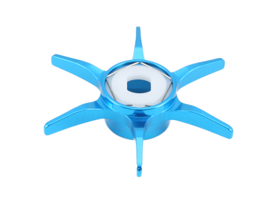 Die Avail Hexagonal Sternbremse für Shimano von Avail, in Hell Blau, verfügt über sechs flache, gleichmäßig verteilte Arme, die sich von einem kreisförmigen Zentrum aus erstrecken, das einem Sternwiderstand ähnelt und auf einem weißen Hintergrund dargestellt ist.