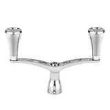 Der Gomexus Double Handle 98 mm mit T20-Knöpfen ist ein silberner Angelrollenknopf mit zwei Griffen aus 7075-Aluminiumlegierung mit ergonomischen Griffen und polierter Oberfläche – perfekt für Daiwa-Angelrollen.