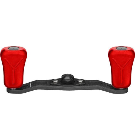Der Gomexus 85|95 mm Carbon-Griff verfügt über zwei 21 mm große rote Verbundknöpfe (8 x 5 mm) und ist ideal für Baitcasting-Rollen oder andere Angelausrüstung.